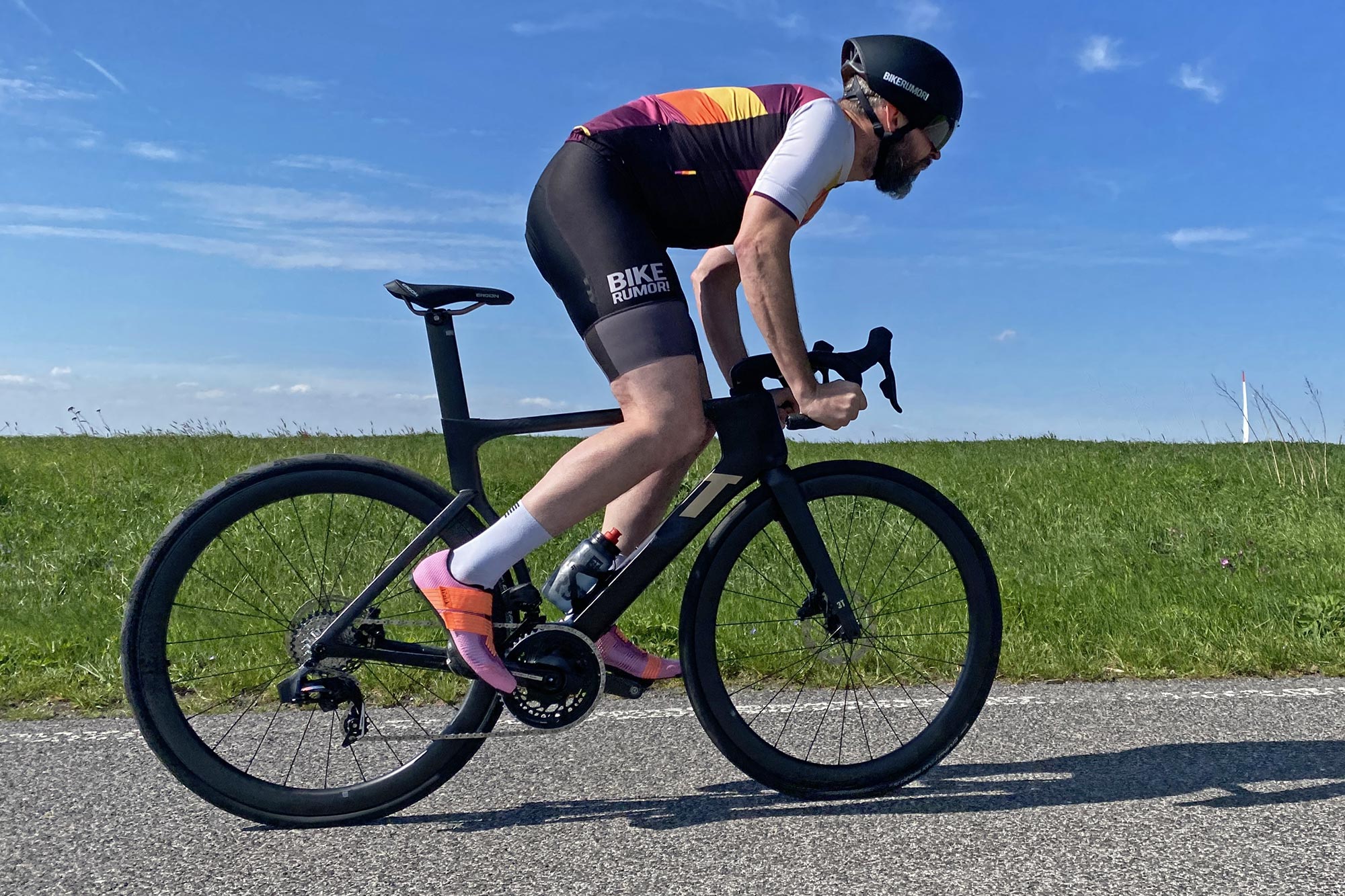 Next-Gen 3T Strada Italia Road Bike is Made-in-Italy for ...