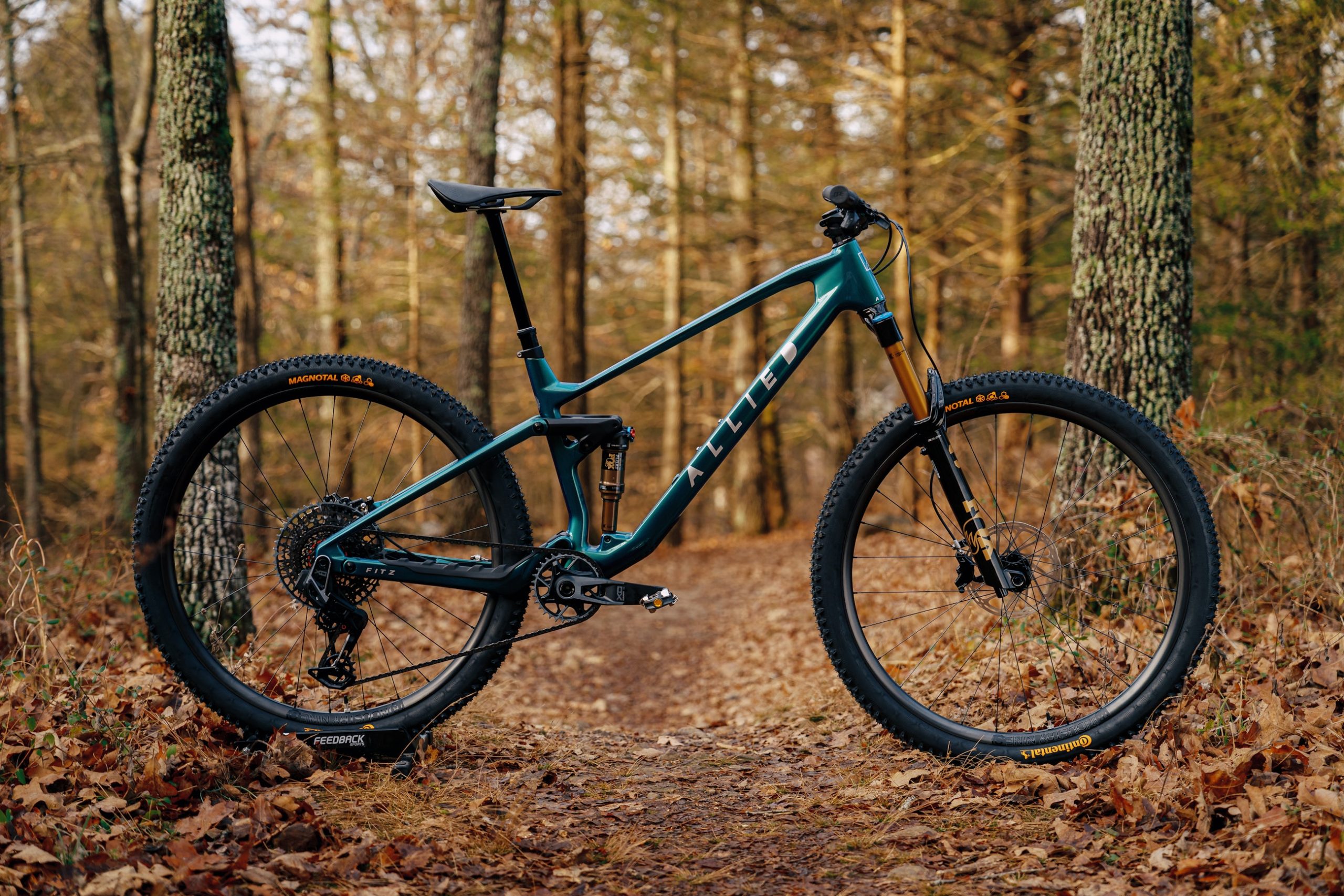 ALLIED FITZ - A Truly Lightweight, Streamlined Trail Bike - FeedTheHabit.com
