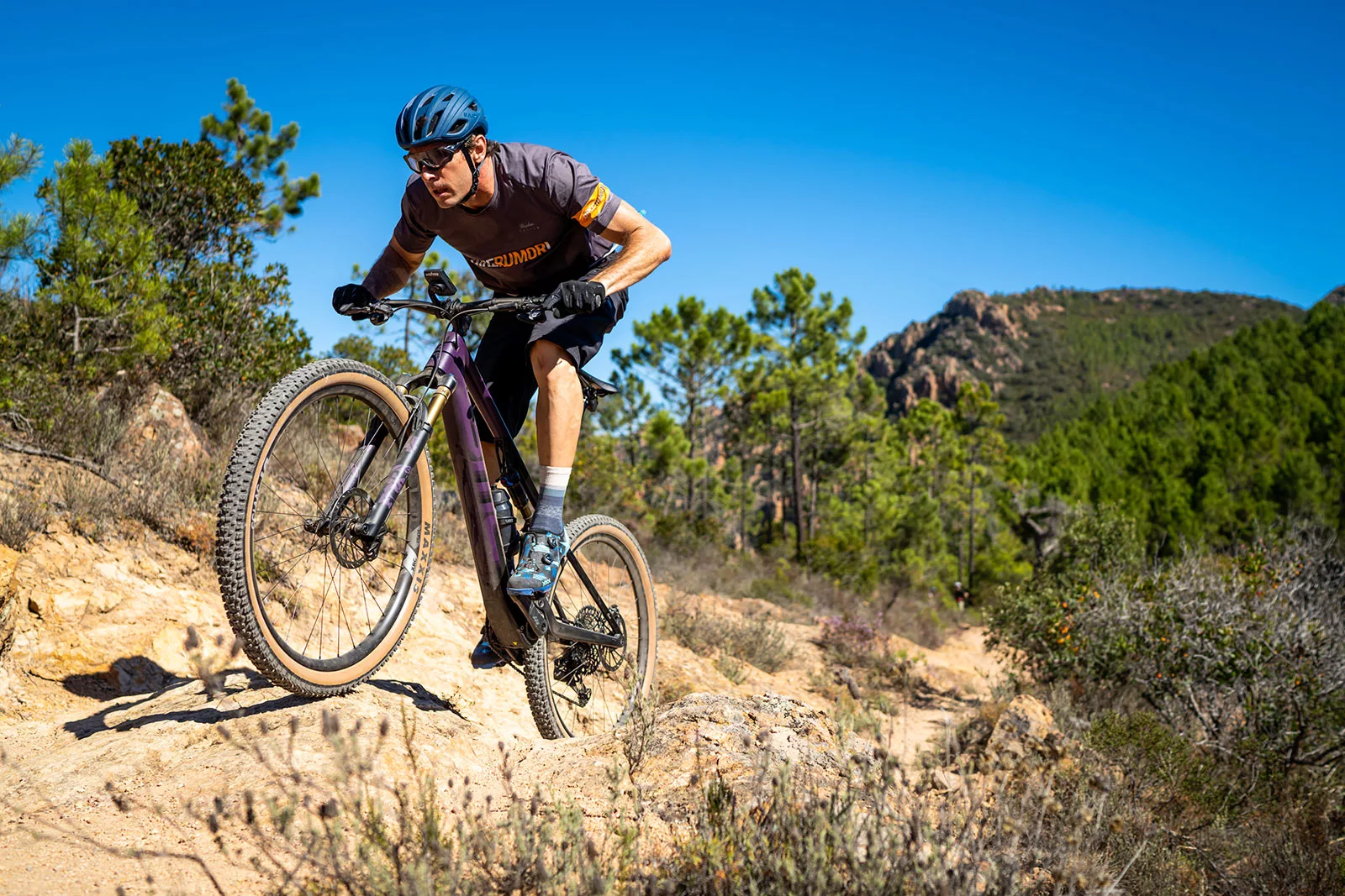 Review: BMC Fourstroke 01 -vs - Bikerumor