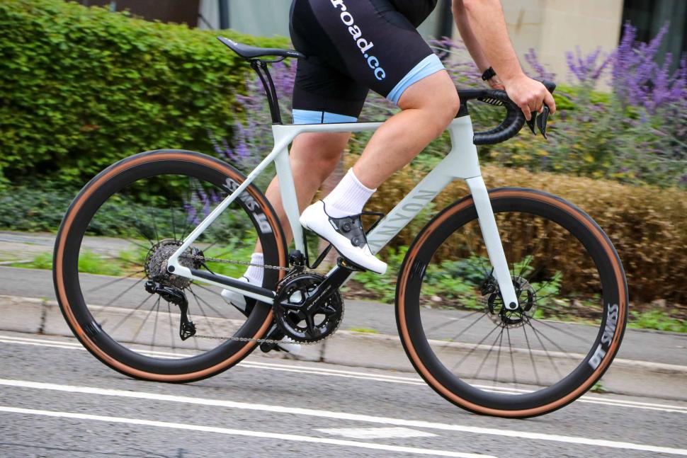 Review: Canyon Endurace CFR Di2 2023