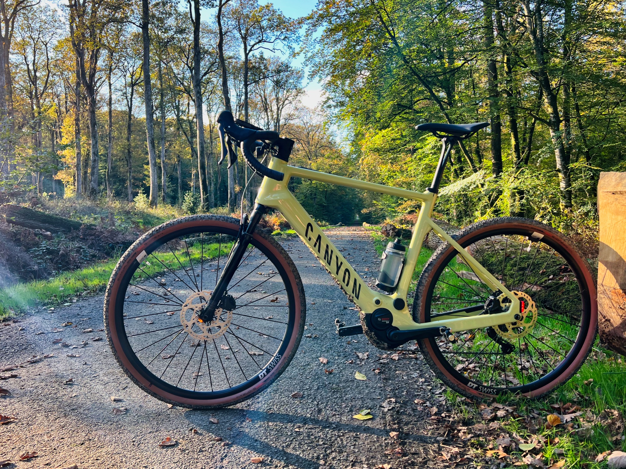 Test Canyon Grizl:ONfly CF 7 : un gravel électrique léger qui séduit sur tous les terrains