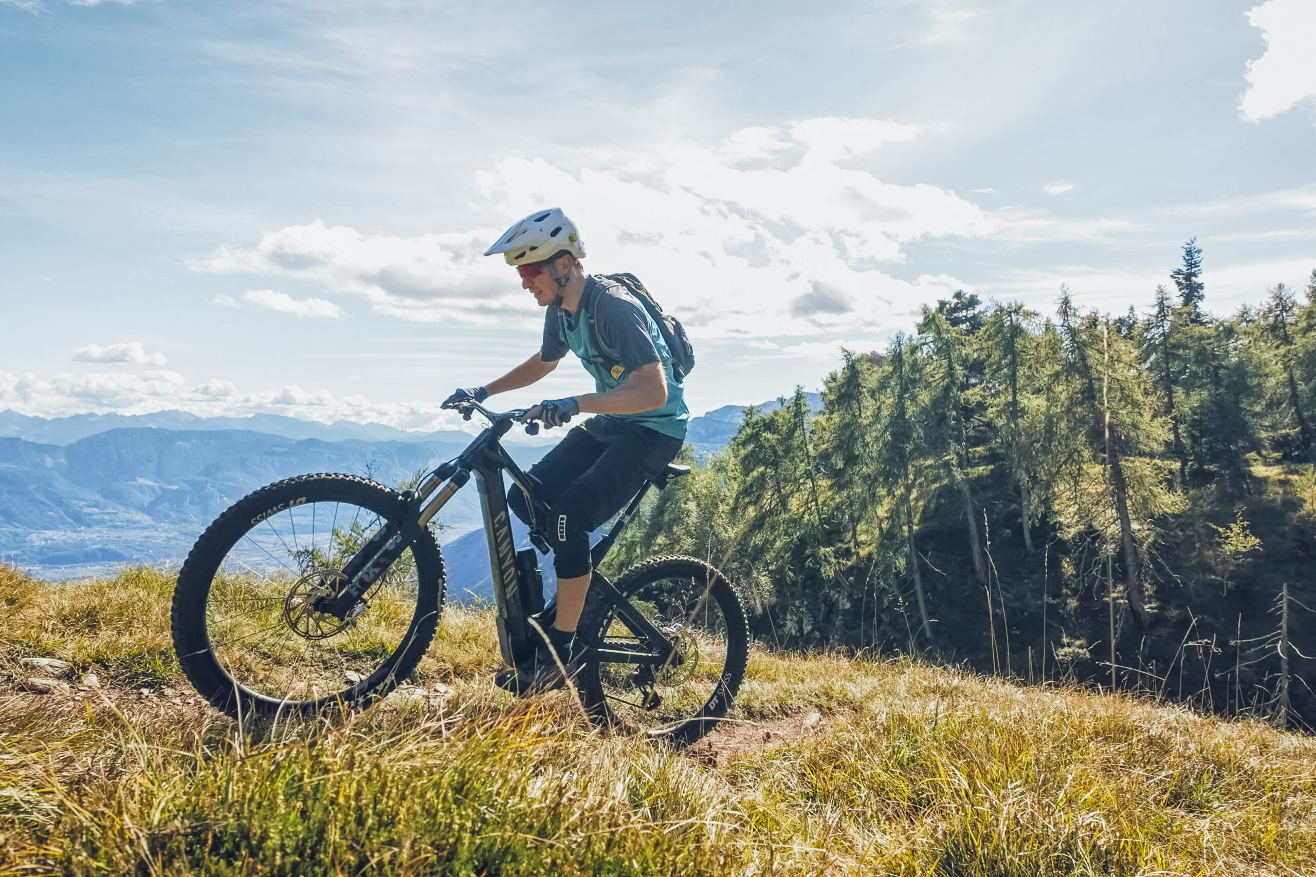 Canyon Spectral:ON CF 2026 Review - emtb-test.com