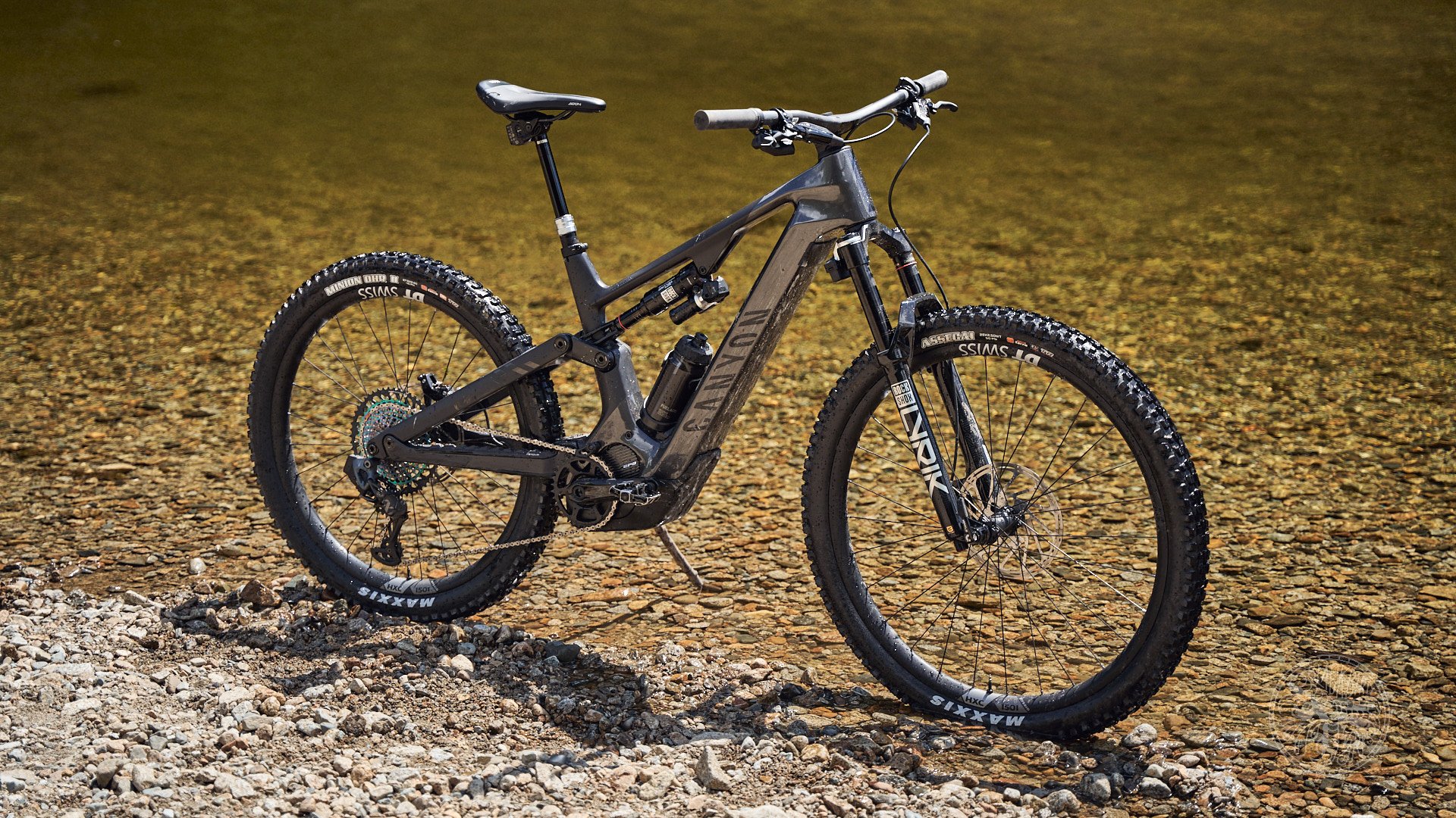 Canyon Spectral :ON CFR LTD