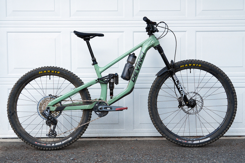 First Ride: 2025 Devinci Troy - A New Canadian-Made ...