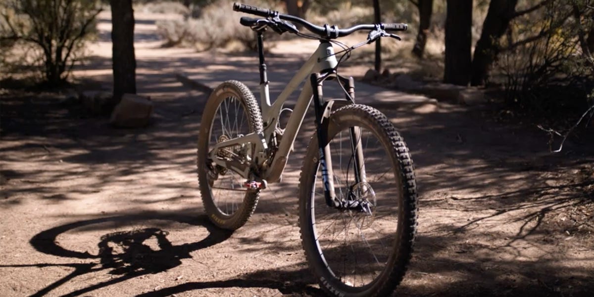 Evil Following Review | Best Mountain Bikes 2022 - Bicycling