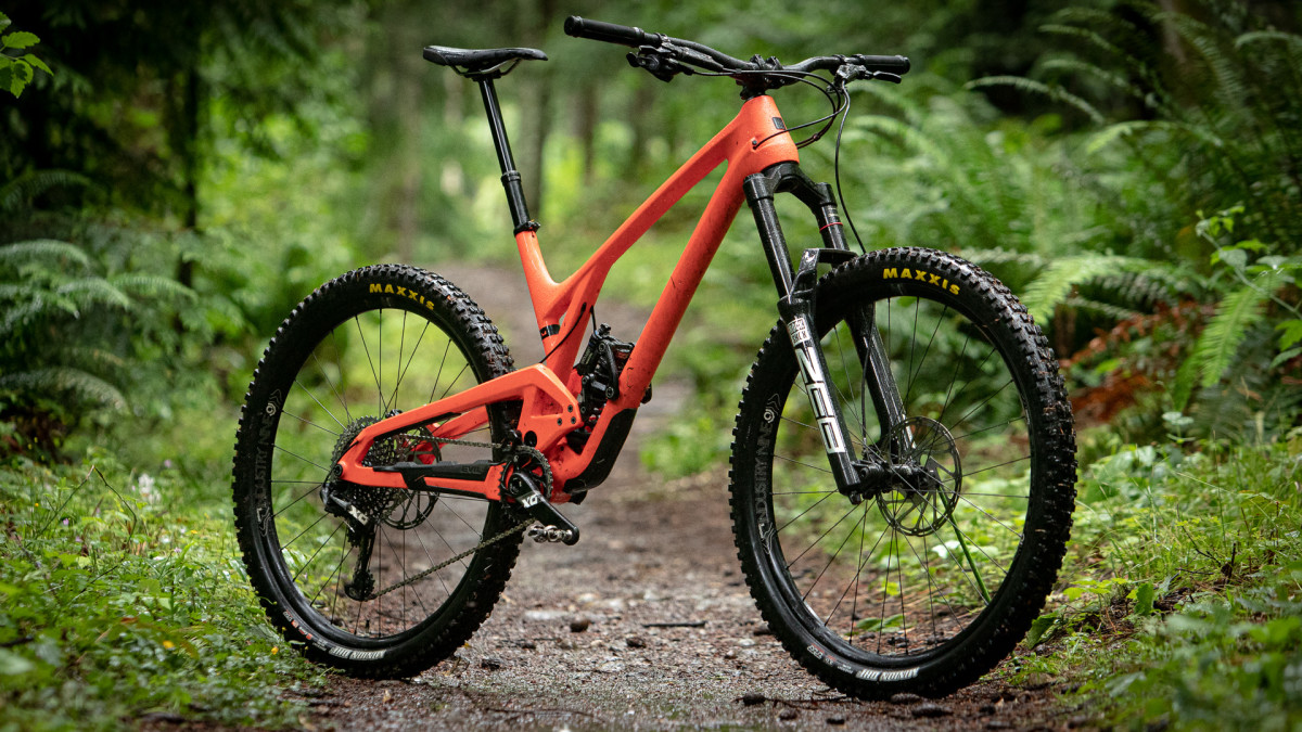 Is The New Evil Wreckoning the Most Versatile Long Travel 29er?