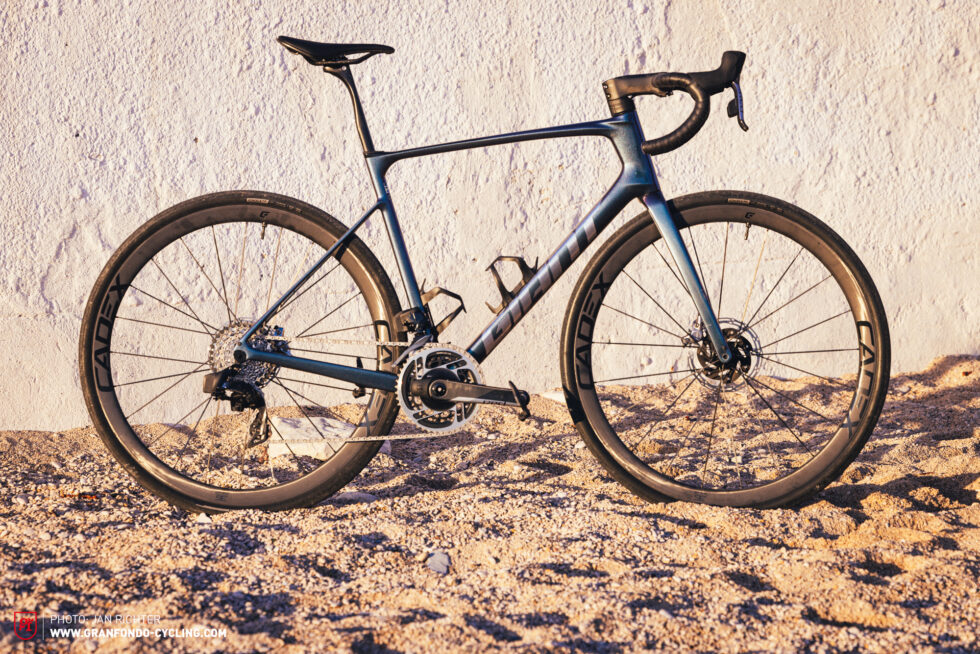 2024 GIANT Defy Advanced SL – More than just a pretty face?