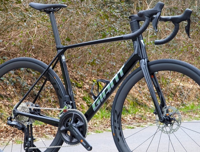 Giant TCR Advanced Pro 1 105 Di2 2026 Review: Test and Pricing