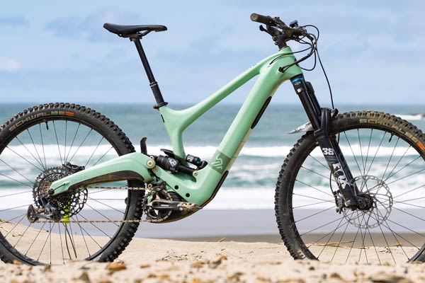 Ibis Oso eBike Review | 2023 eMTB Shootout - The Loam Wolf