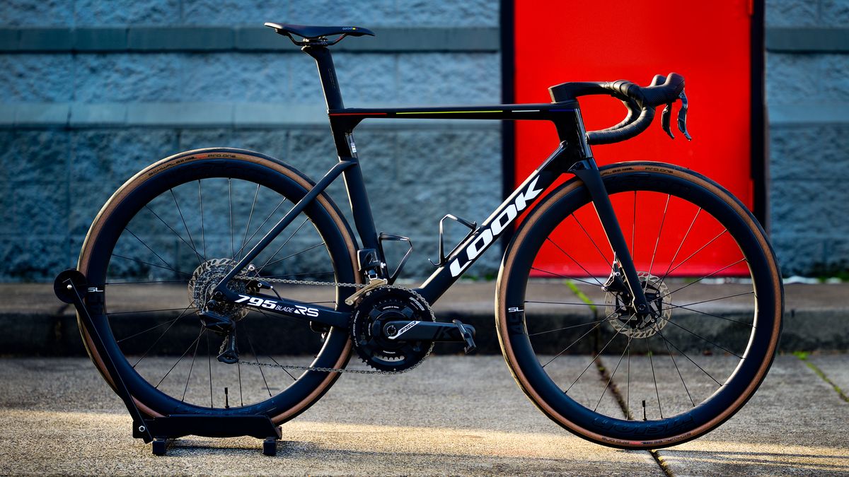 Look 795 Blade RS review: The climber's aero bike