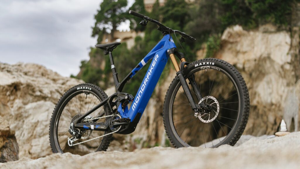 Mondraker Crafty Carbon 2025 – czy hiszpanie zdołają wejść na szczyt rynku eMTB? – e-bikers.pl
