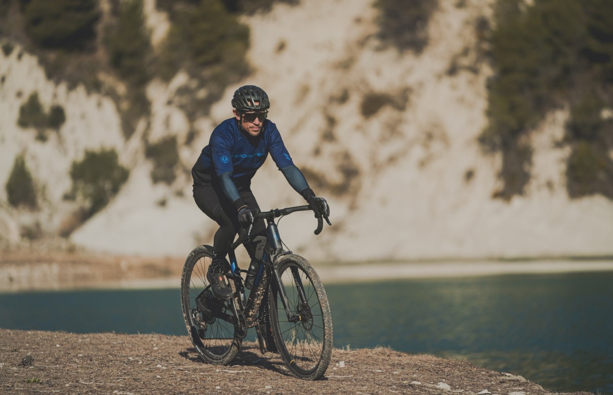 First rides with the Mondraker Dusty XR