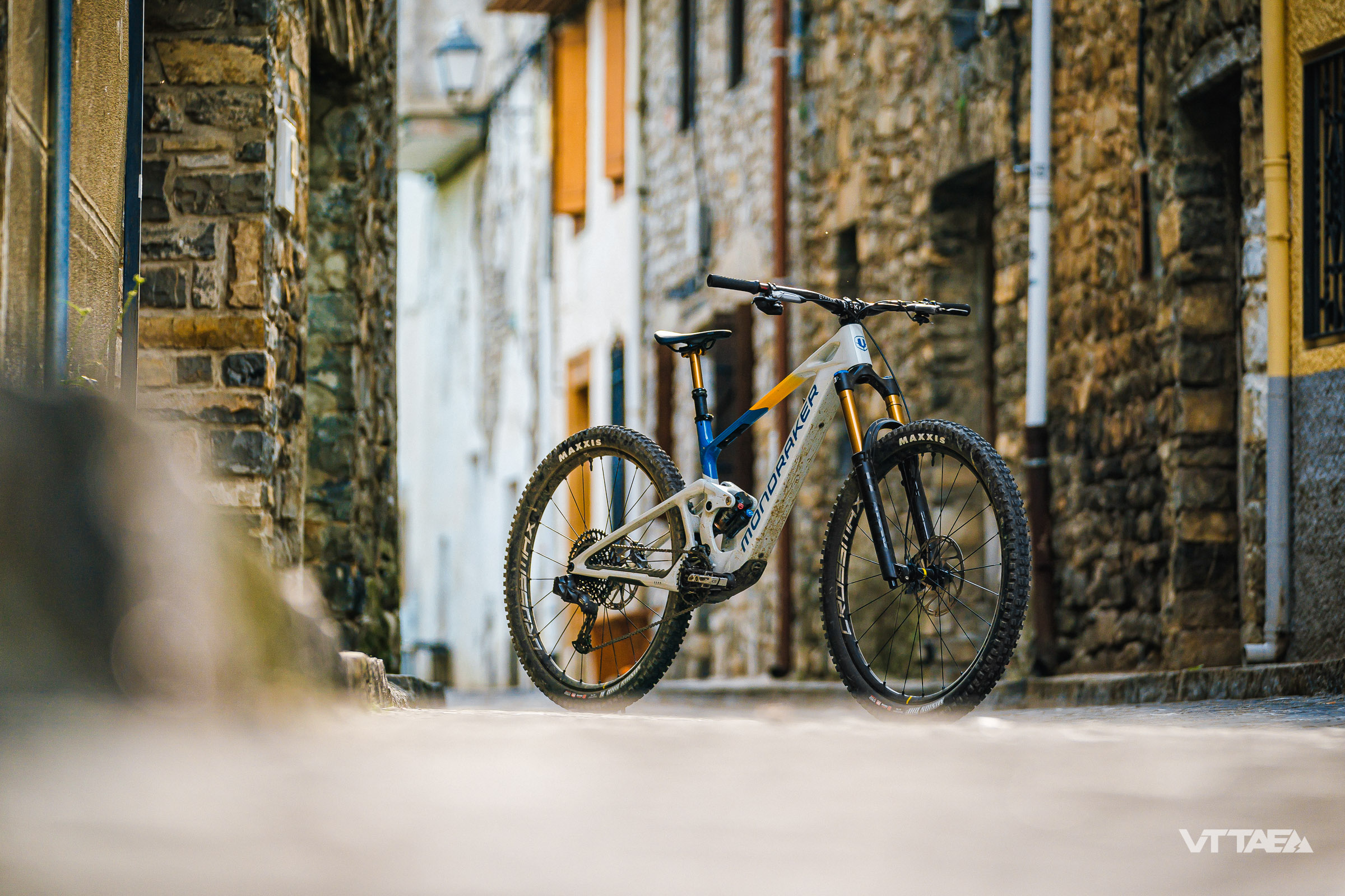 Présentation du Mondraker Neat | VTTAE.fr