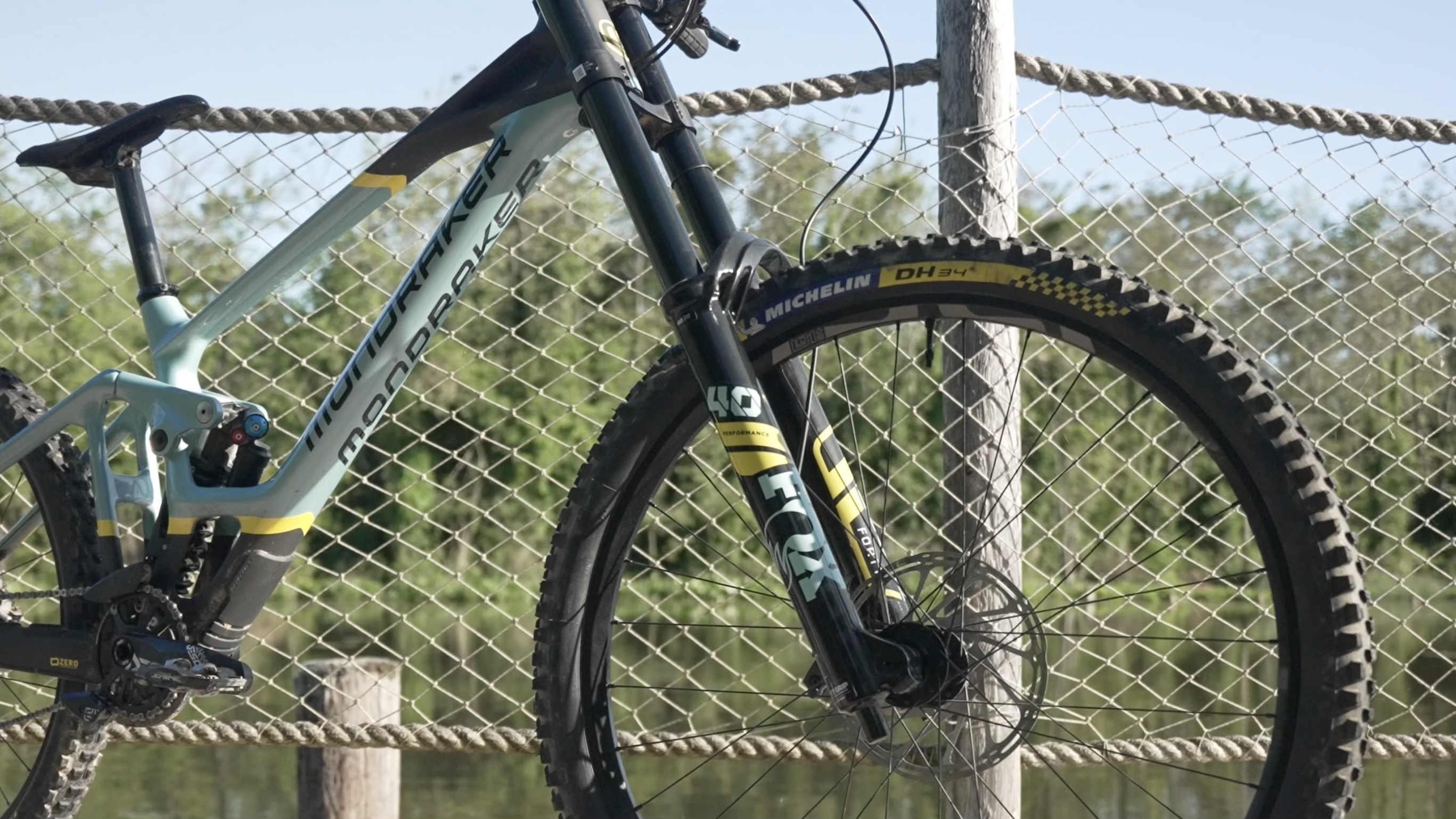 Vital Test Sessions - Mondraker Carbon Summum MX 1