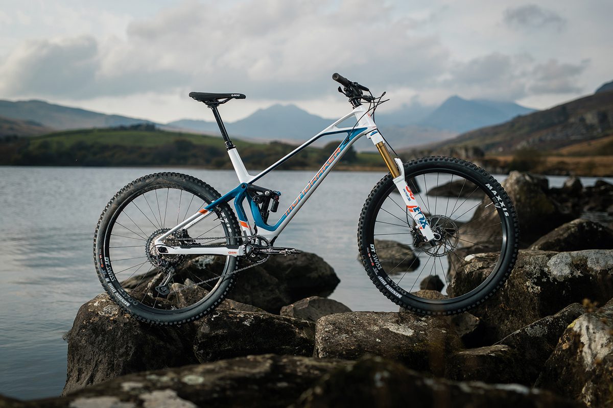 Mondraker Superfoxy Carbon R review