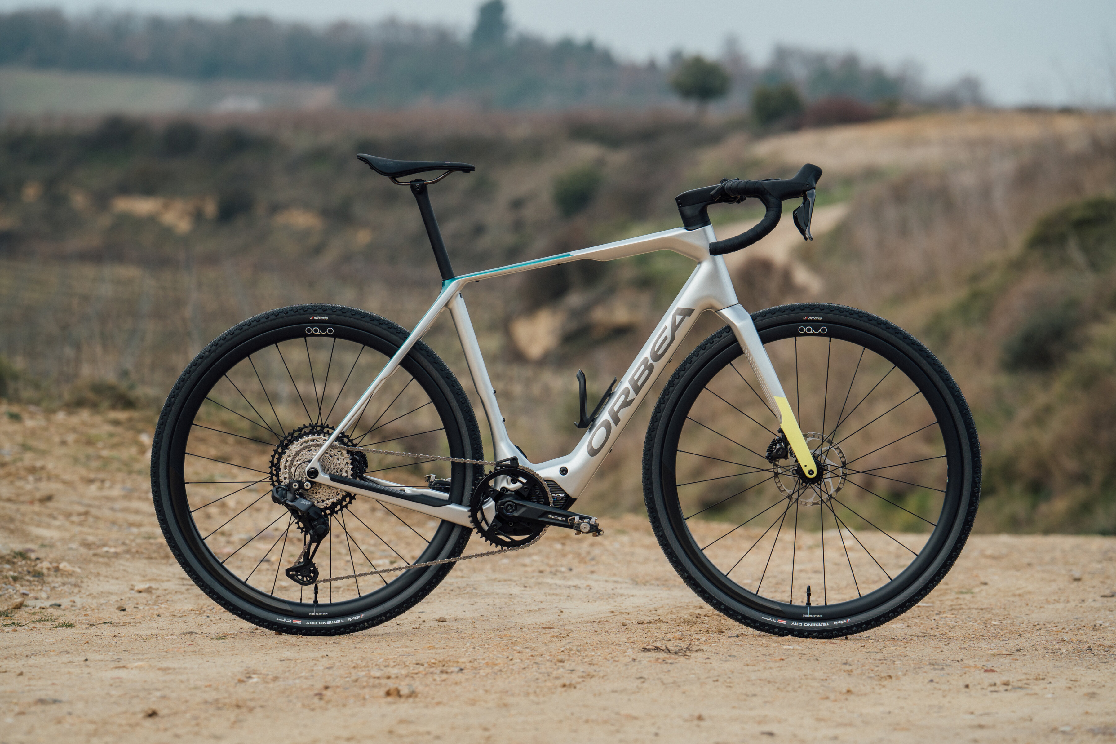Orbea Denna E-Gravel Bike – erster Test: Stark, aber sanft - Rennrad-News