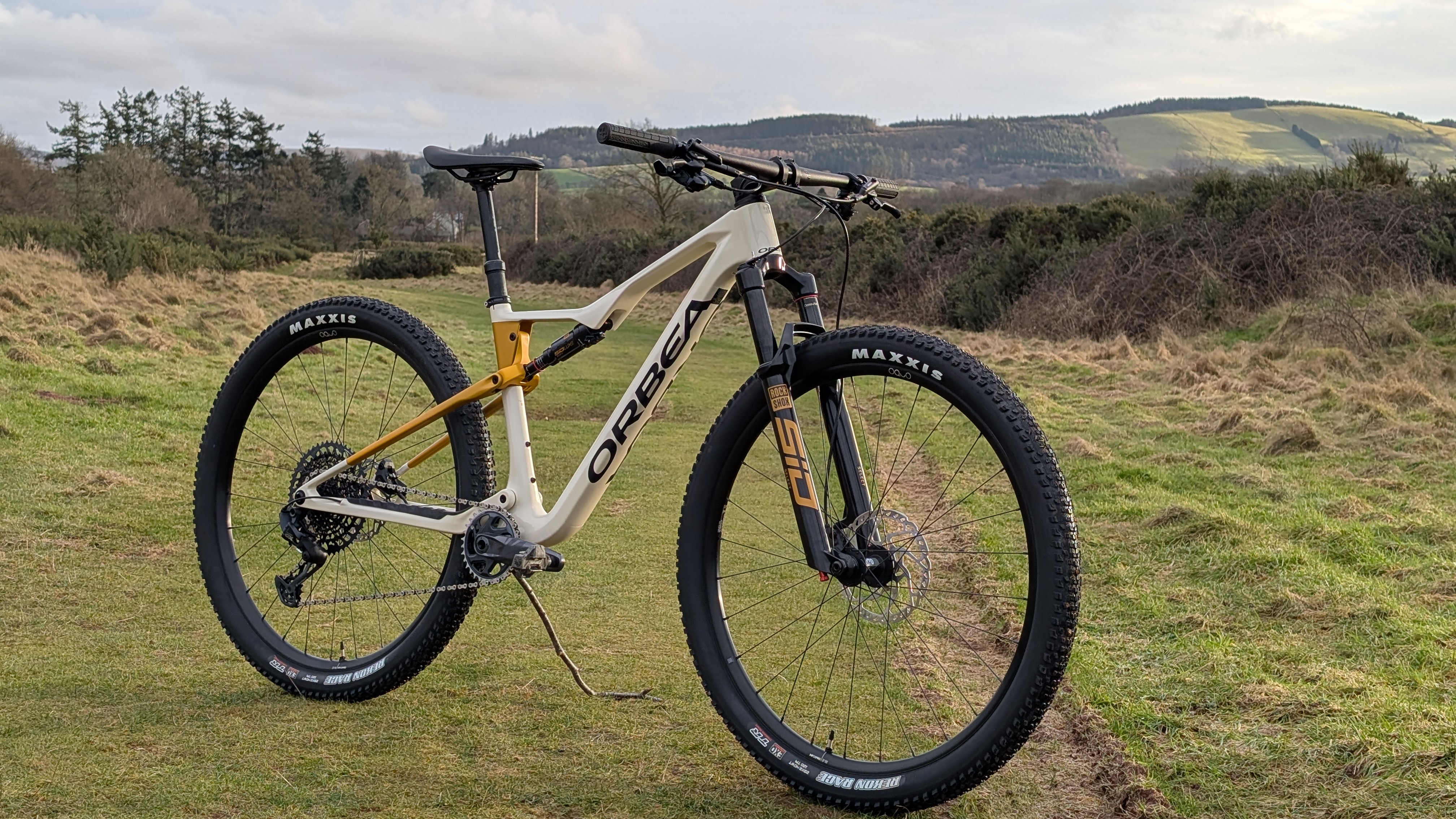 Orbea Oiz M21 mountain bike review