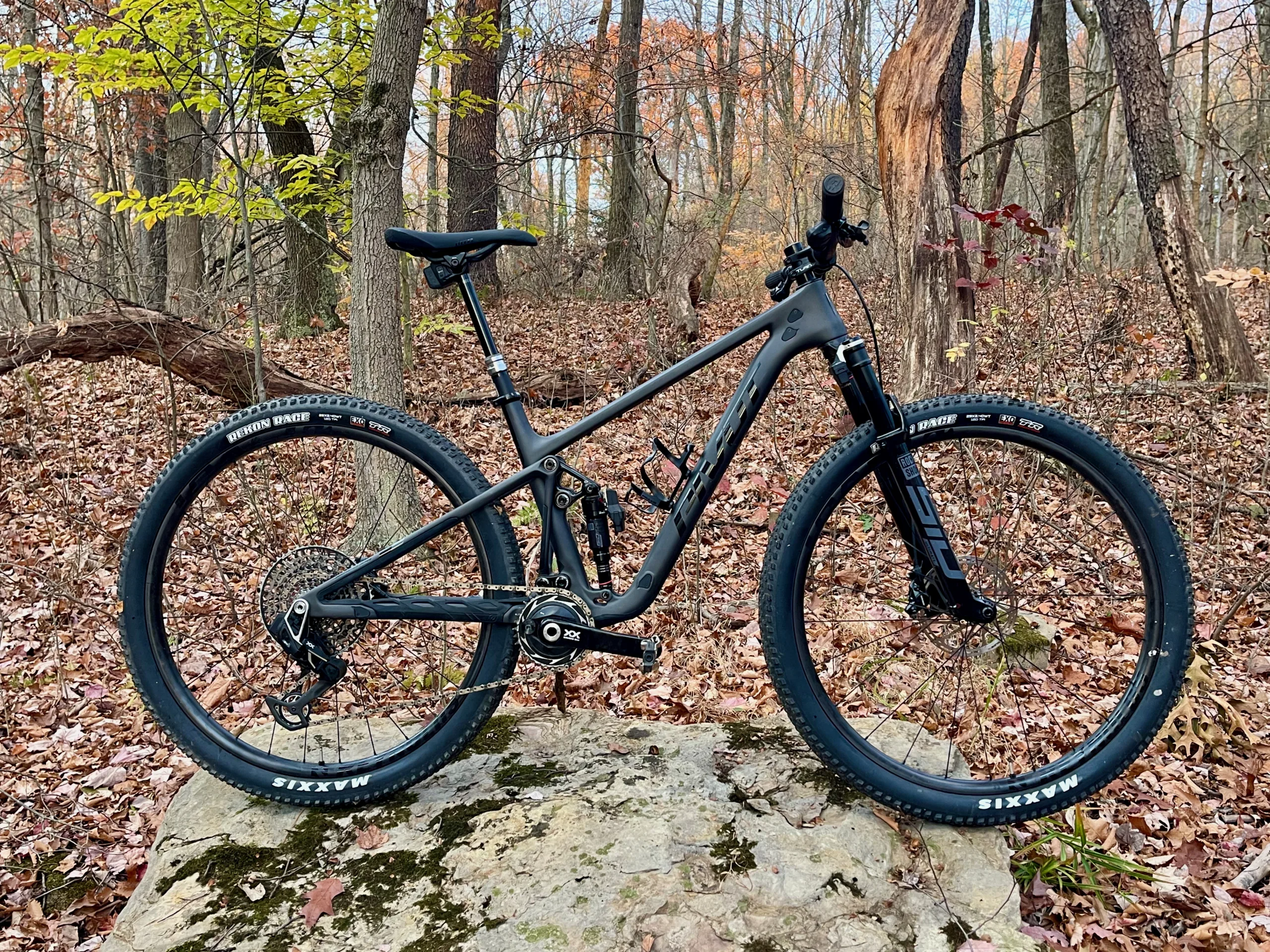 Pivot Mach 4 SL Flight Attendant Review: Trails are Clear ...