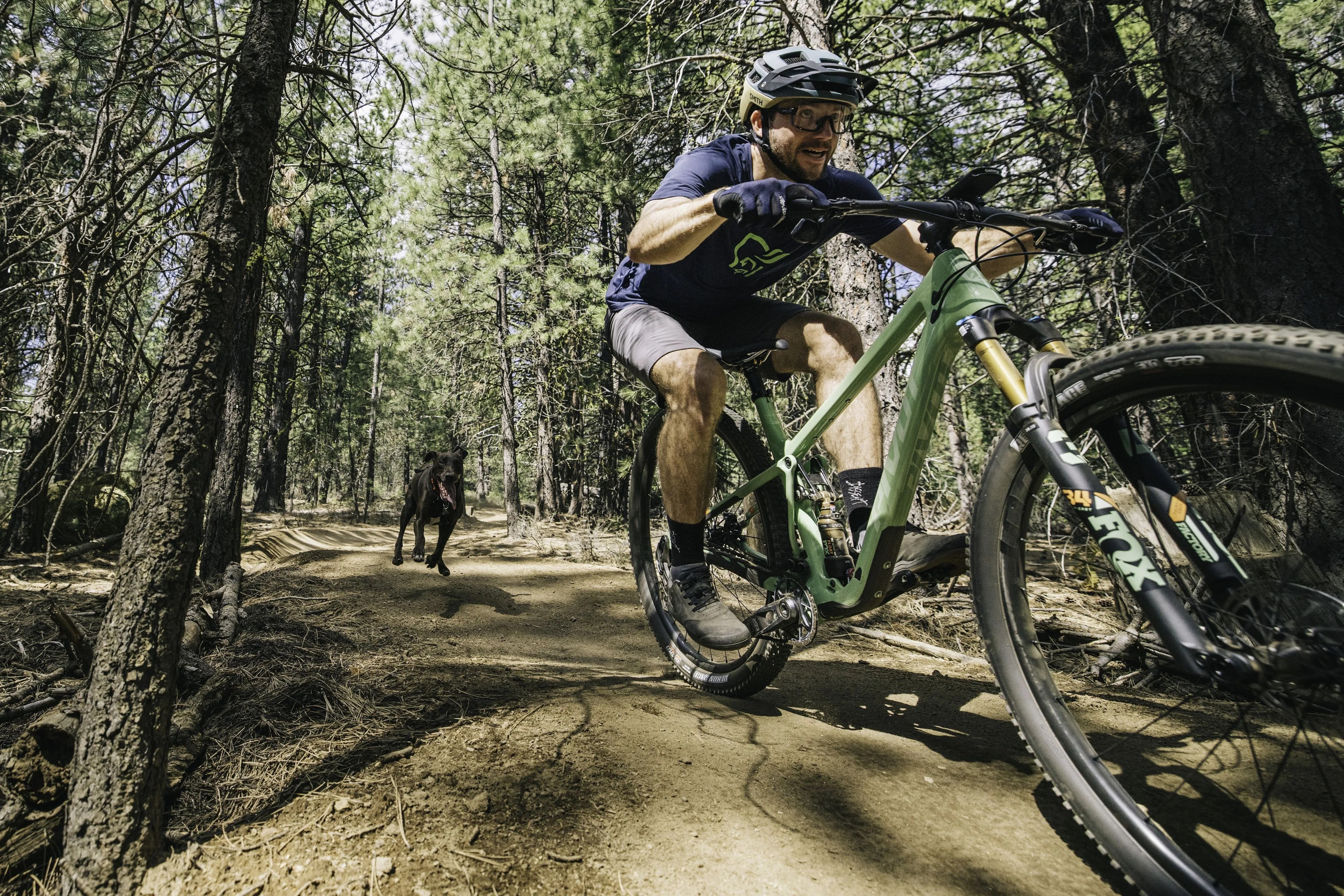 Pivot Mach 4 SL Review: This Revised Cross-Country Bike Is Lighter and Faster, But Still Capable