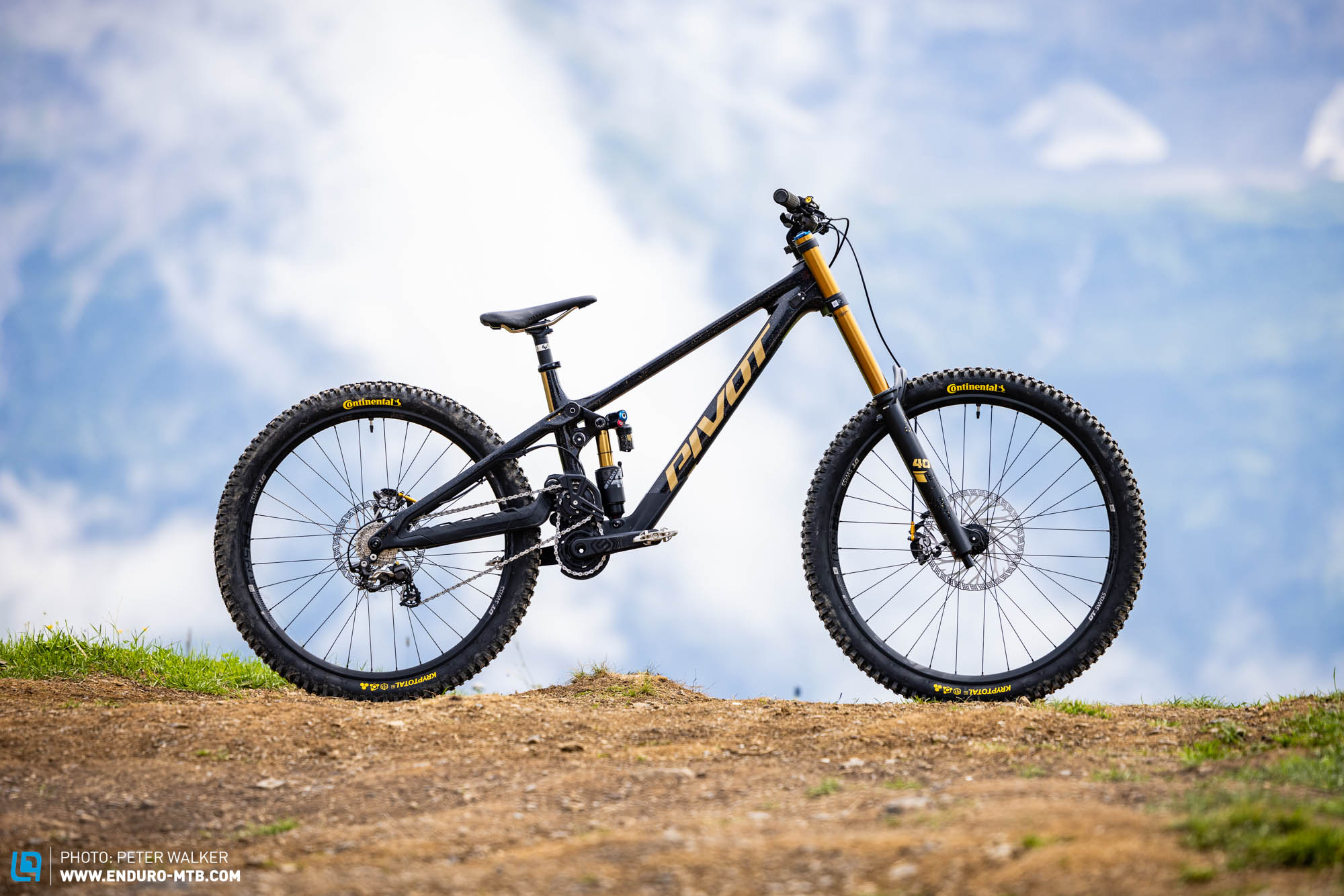 2025 Pivot Phoenix V5 – In our 2024 downhill bike ...