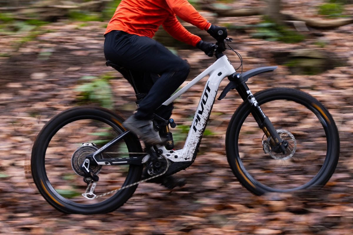 New Pivot Shuttle LT first-ride review: a true enduro eMTB that ...