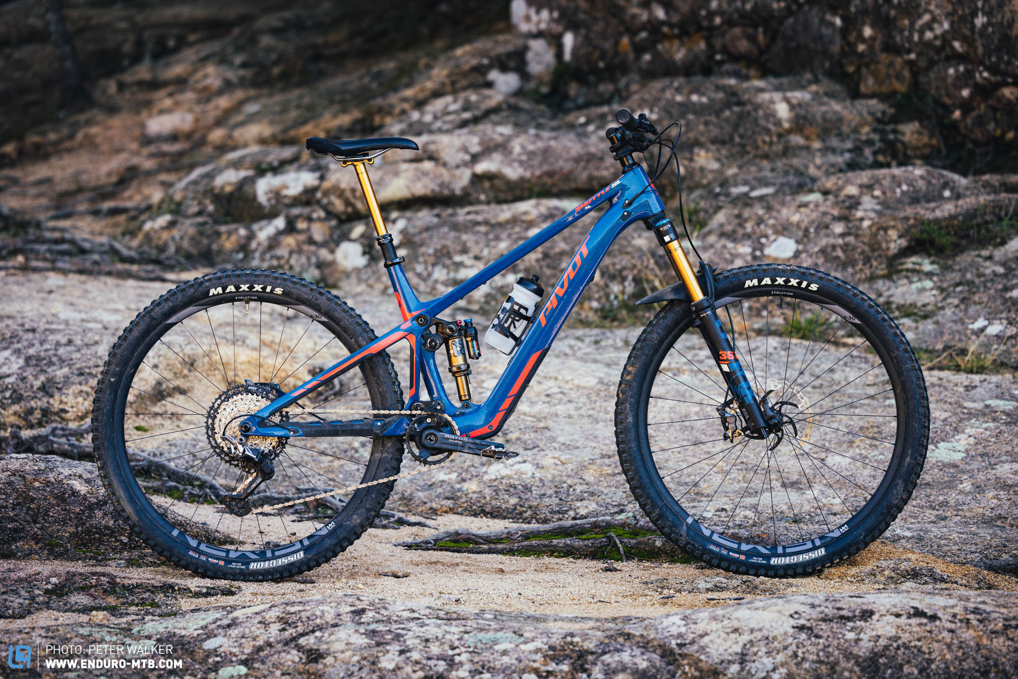 Pivot Shuttle SL Pro X01 - in our “Best Light-eMTB of 2023” group test | ENDURO Mountainbike Magazine