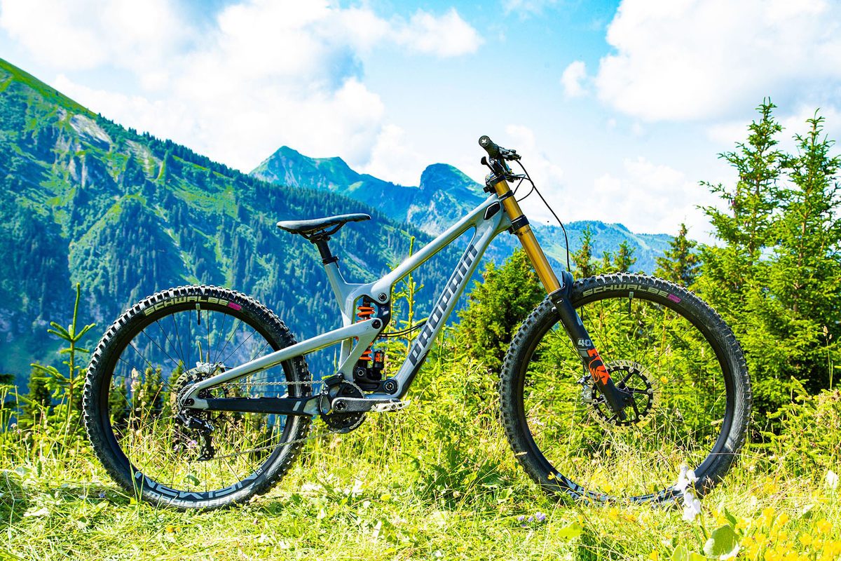 Propain Rage 3 CF Mix Highend review - Full-Suspension - Mountain Bikes