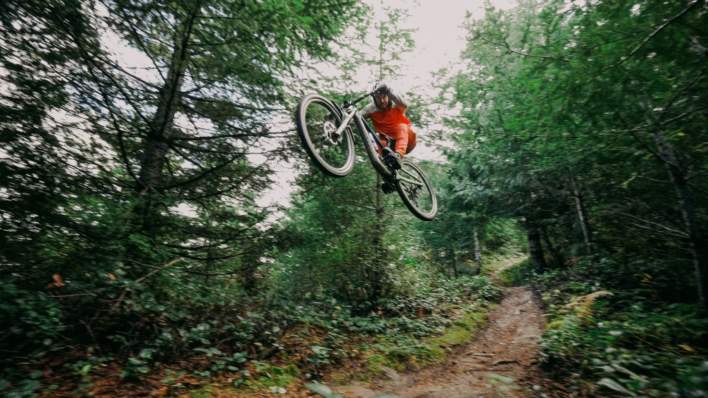 2024 Rocky Mountain Altitude C90 Review: Enduro Evolution ...