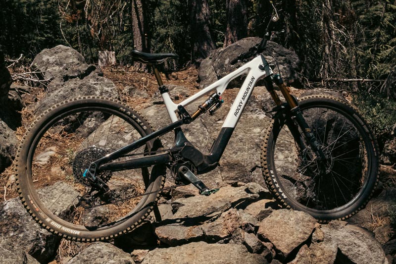 Review: Rocky Mountain Instinct Powerplay SL | The Loam Wolf