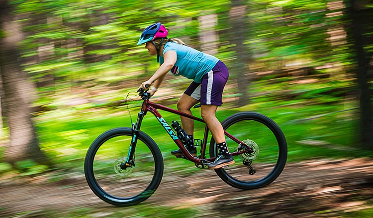 Salsa Rangefinder Review: Trail Bikes for Budget-Minded Riders