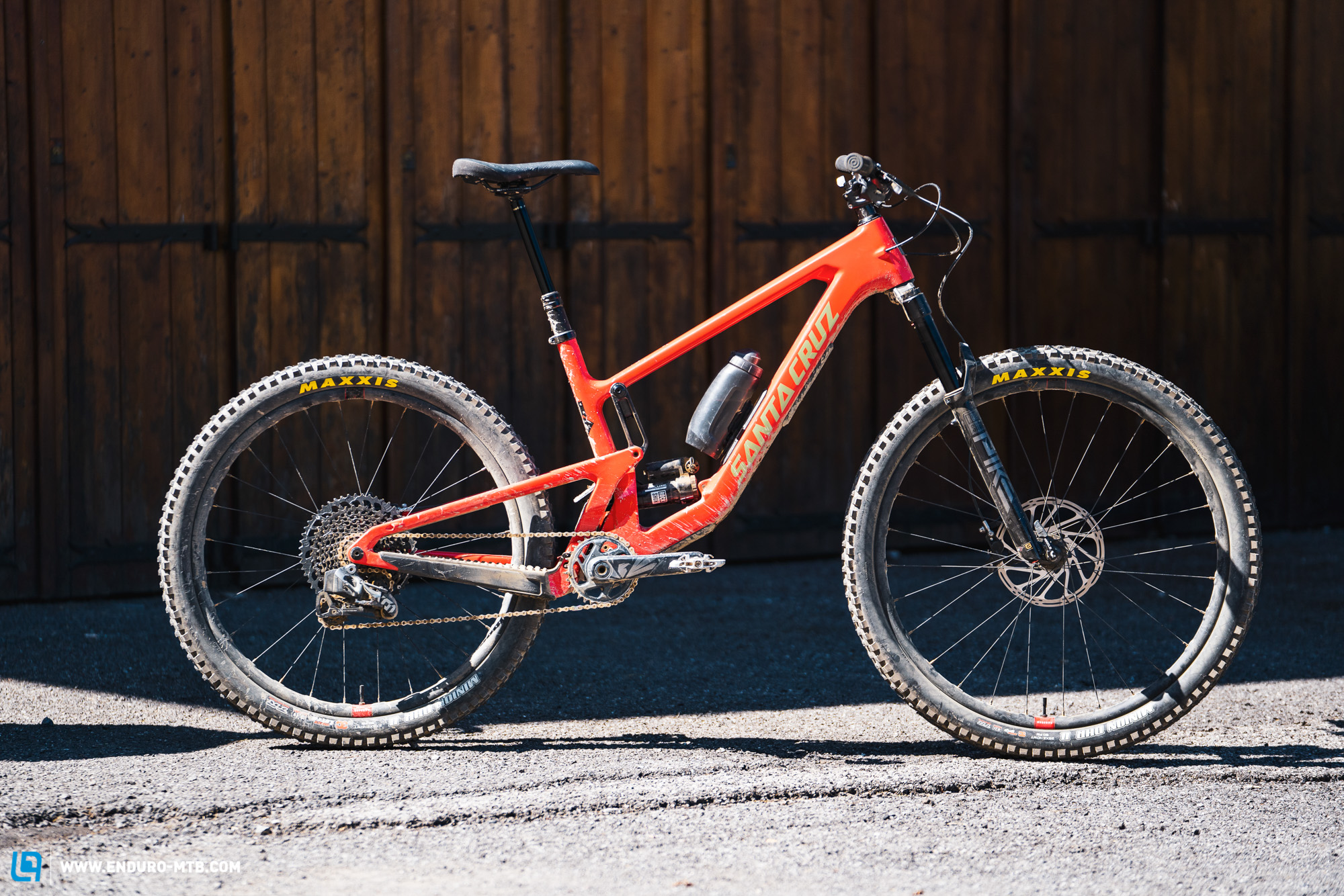 New Santa Cruz 5010 CC X01 AXS RSV MX 2023 first ride ...