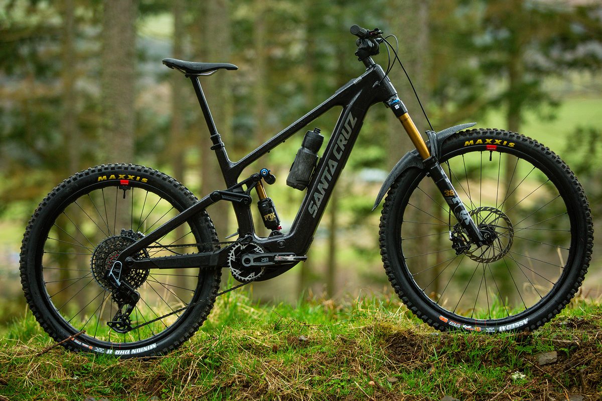 Review: Santa Cruz’s Bullit put a beaming grin on my face, but it’s not perfect | BikeRadar