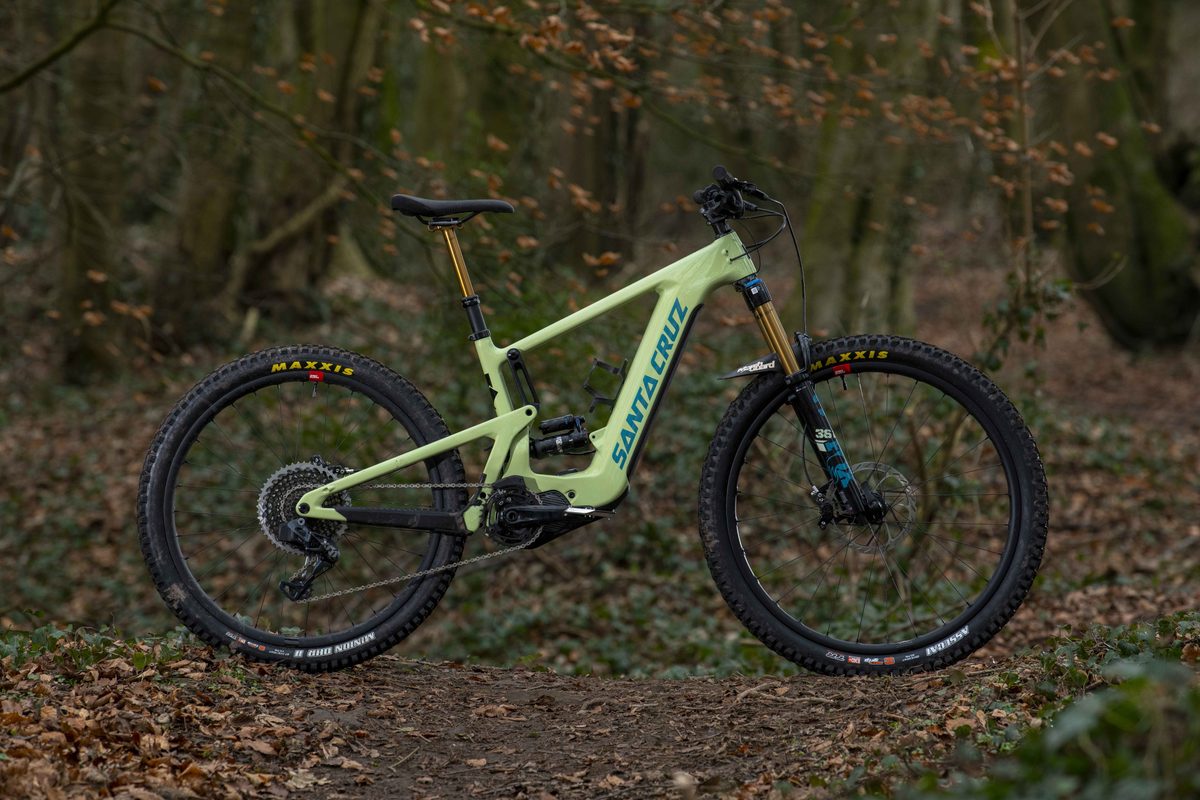 The Santa Cruz Heckler gets more versatile with mullet and 29in wheel options, a 720Wh battery and slacker geometry | BikeRadar