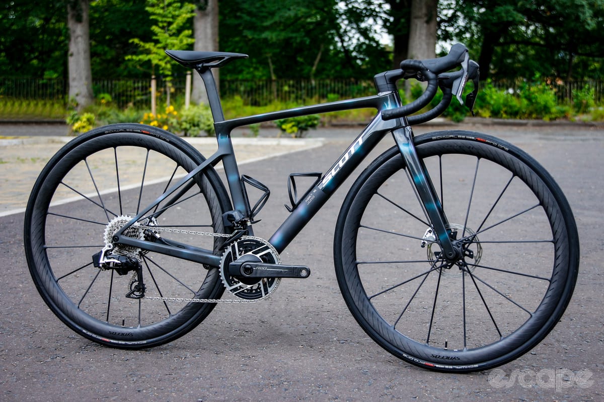 Scott Addict RC Review: 5.9 kg Super-Light Road Bike