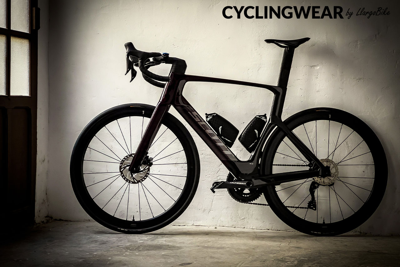 Review: Scott Foil 2023 - CyclingWear by LlargoBike