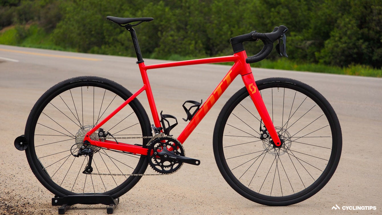 2022 Scott Speedster 30 road bike review: Form over ...