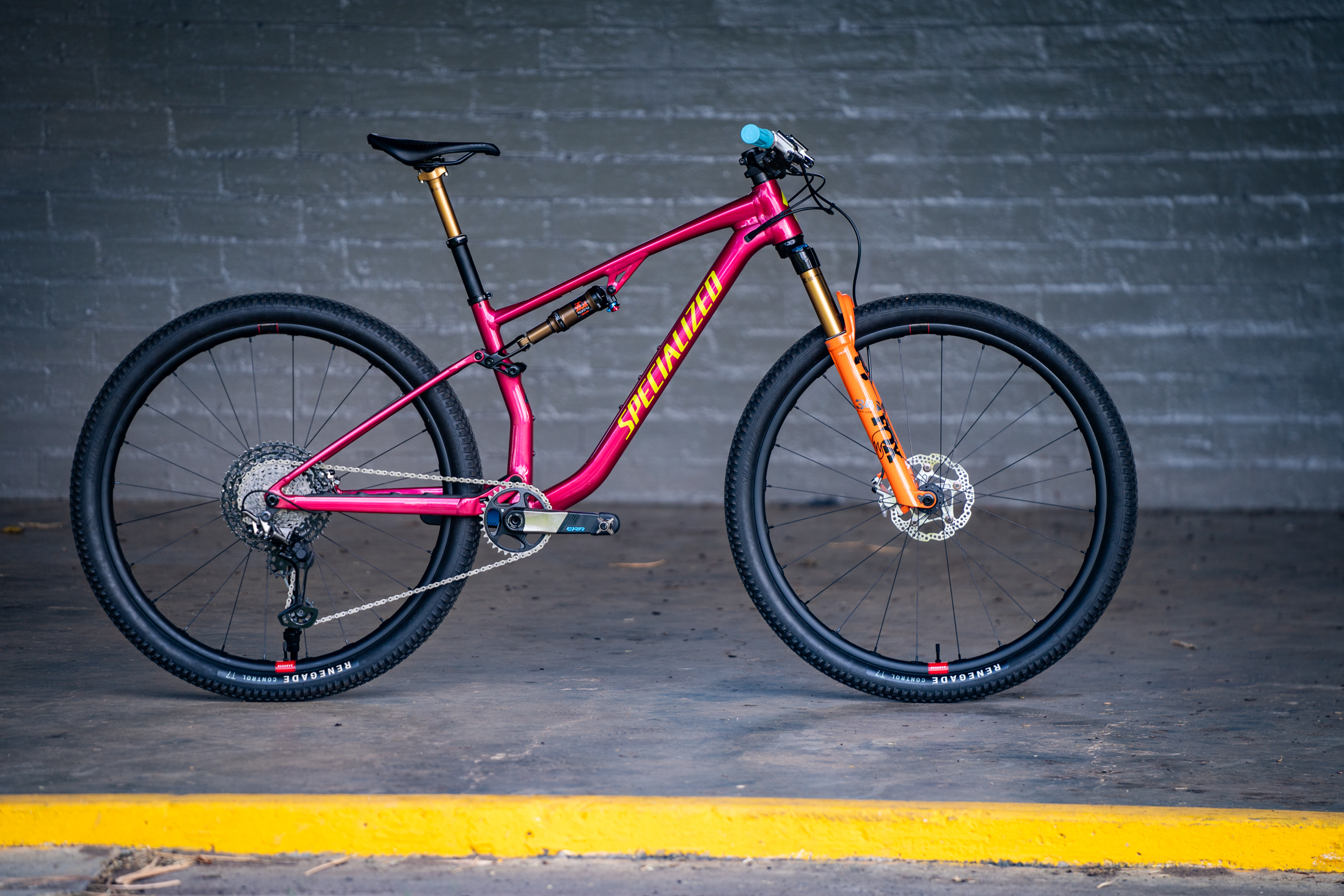 Wil's Specialized Chisel, a super-light alloy XC bike