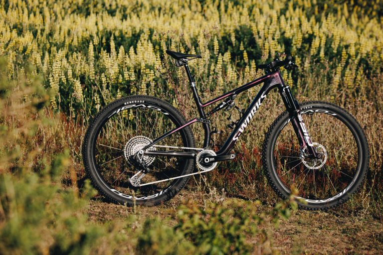 FIRST RIDE IMPRESSIONS: SPECIALIZED EPIC 8 AND EPIC 8 EVO