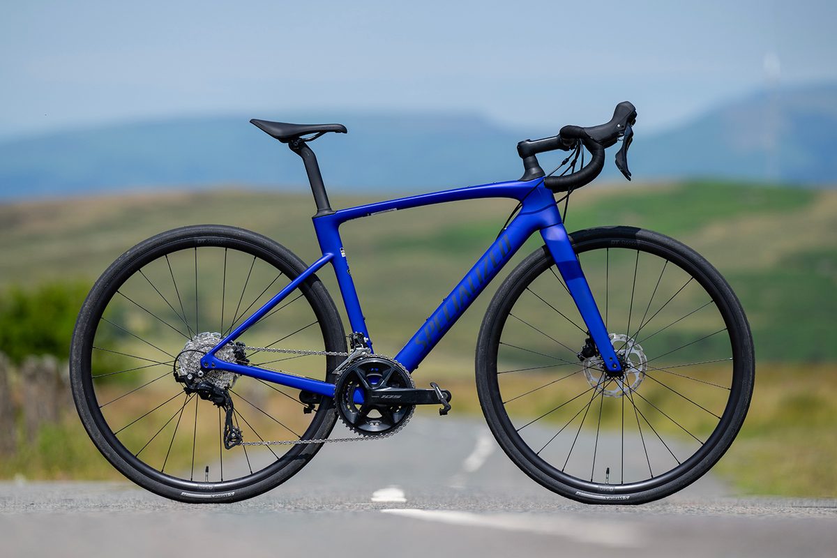 Specialized Roubaix SL8 Sport 105 | BikeRadar