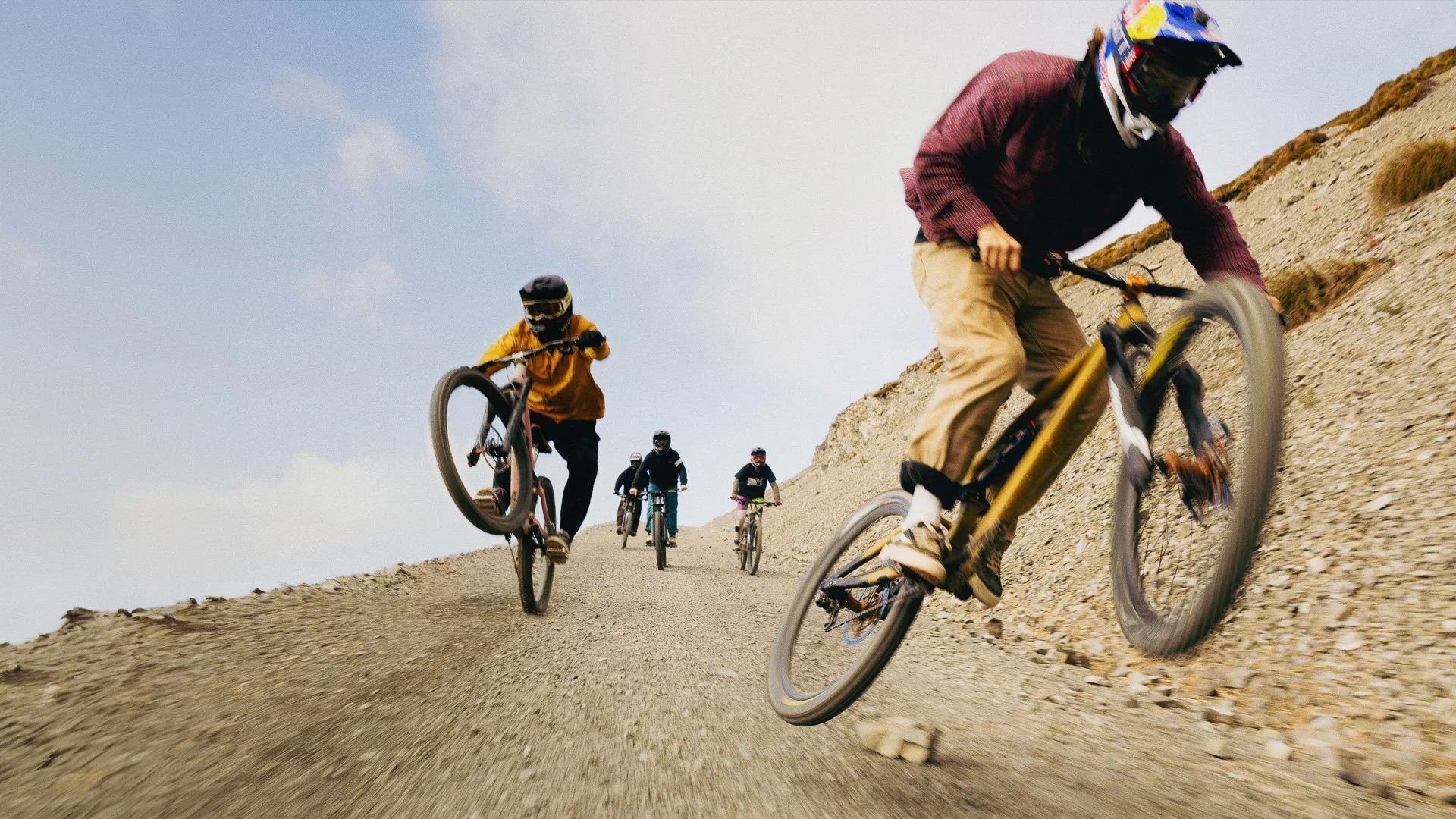 Blog - Our review of the 2025 Specialized Status 2 170