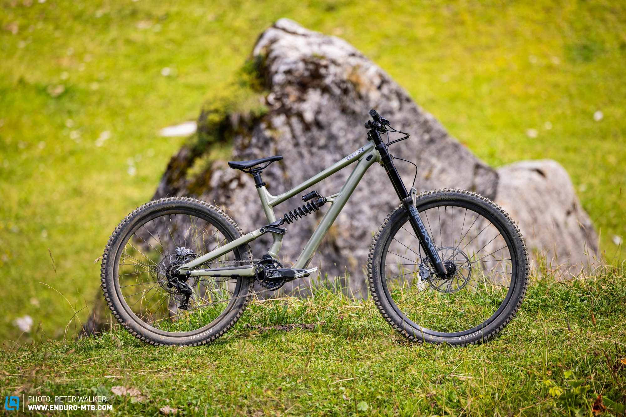 Specialized Status 2 Downhill Bike - 2025 Test