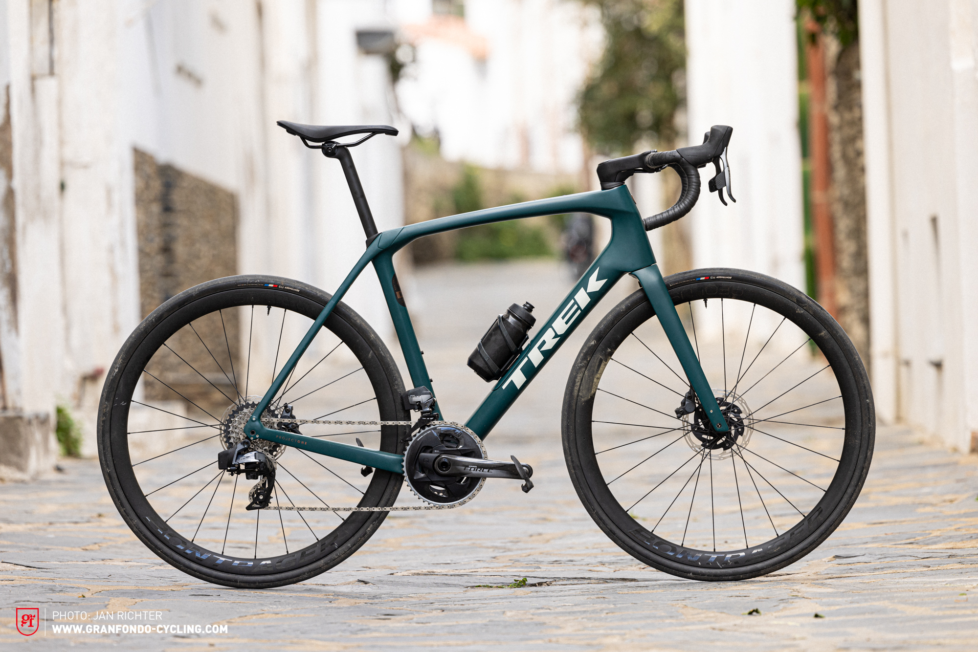 The Trek Domane SLR 7 AXS Gen 4 in review