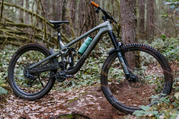 Trek Slash 9.9 Gen 6 Mountain Bike Review | The Loam Wolf