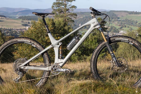 Review: YT Izzo Core 4