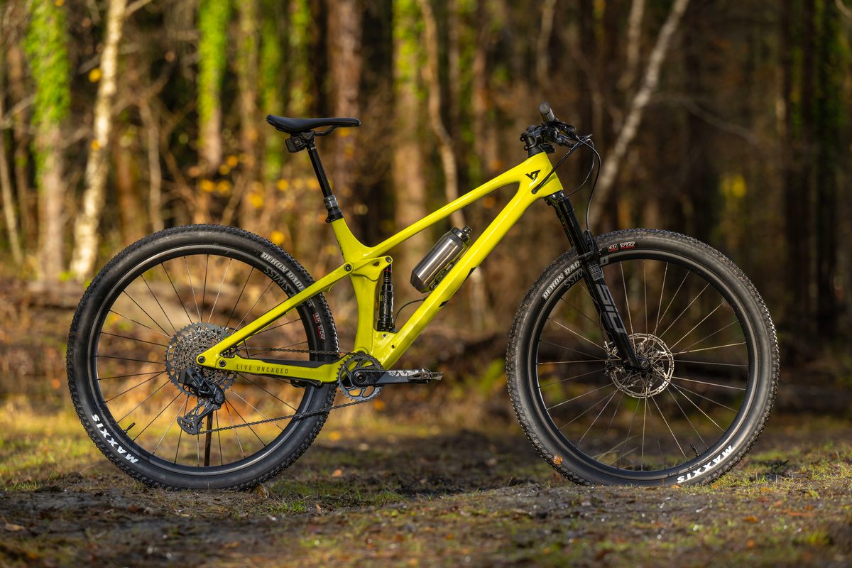 YT Izzo Uncaged 7 review | BikeRadar